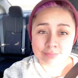 Meet your Posher, Leslie